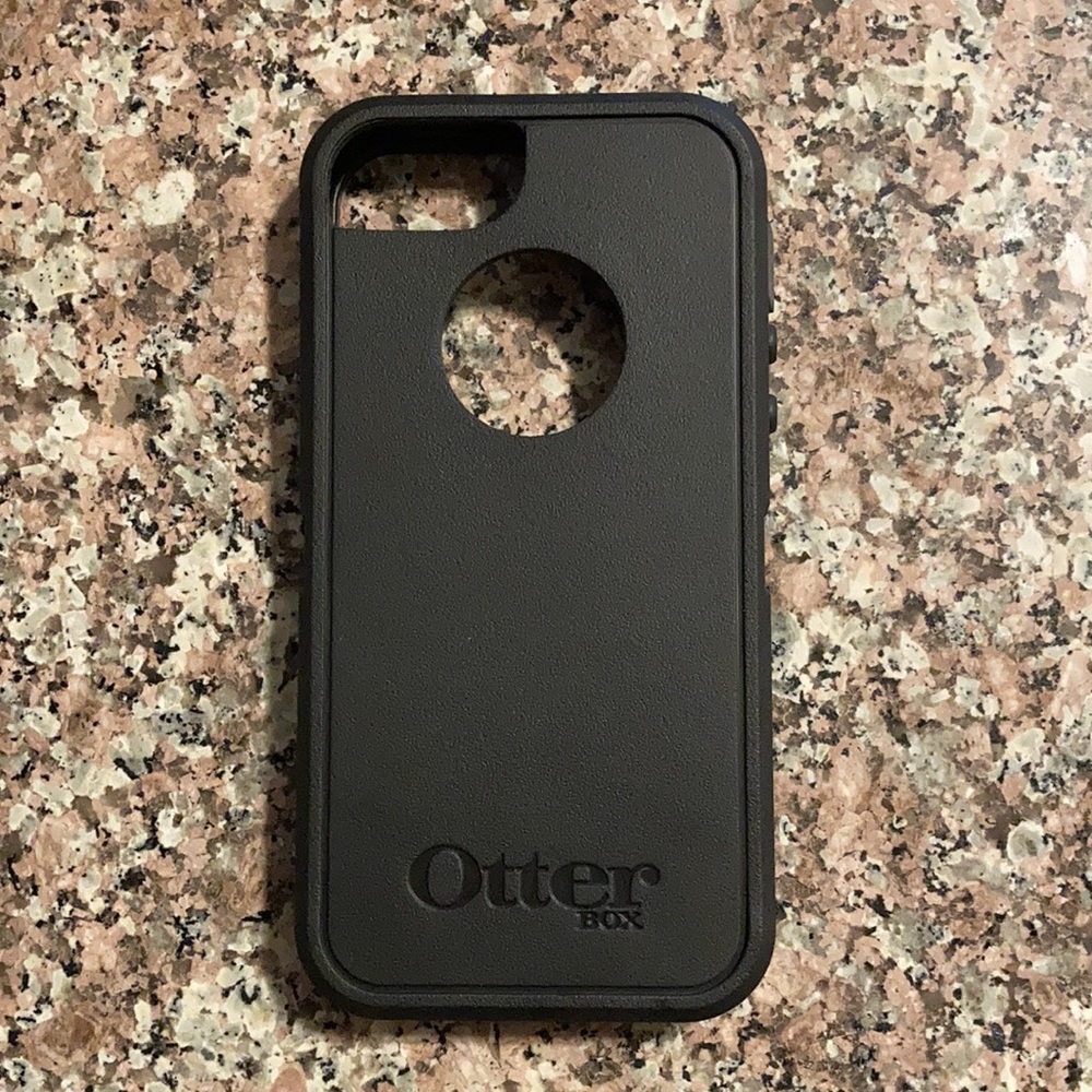 Otterbox case for iPhone SE
iPhone 5/5s